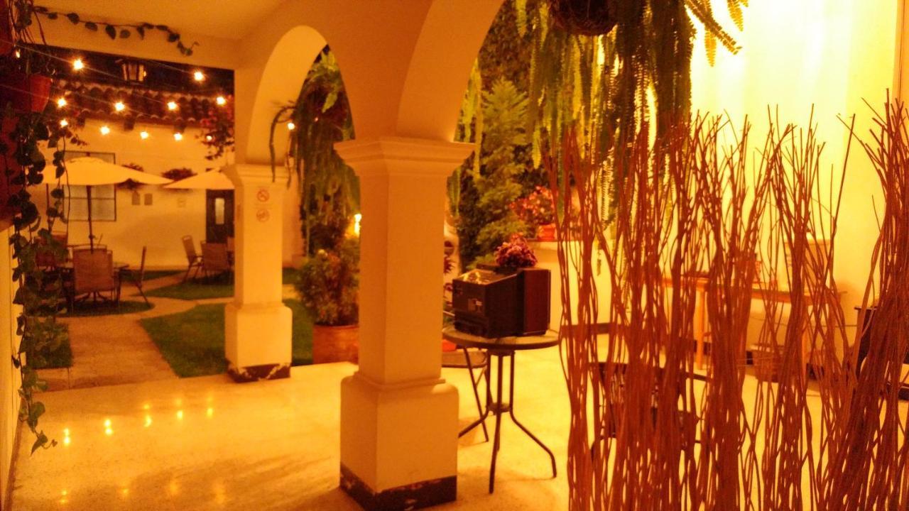 Ixkanul Antigua Hotel Экстерьер фото