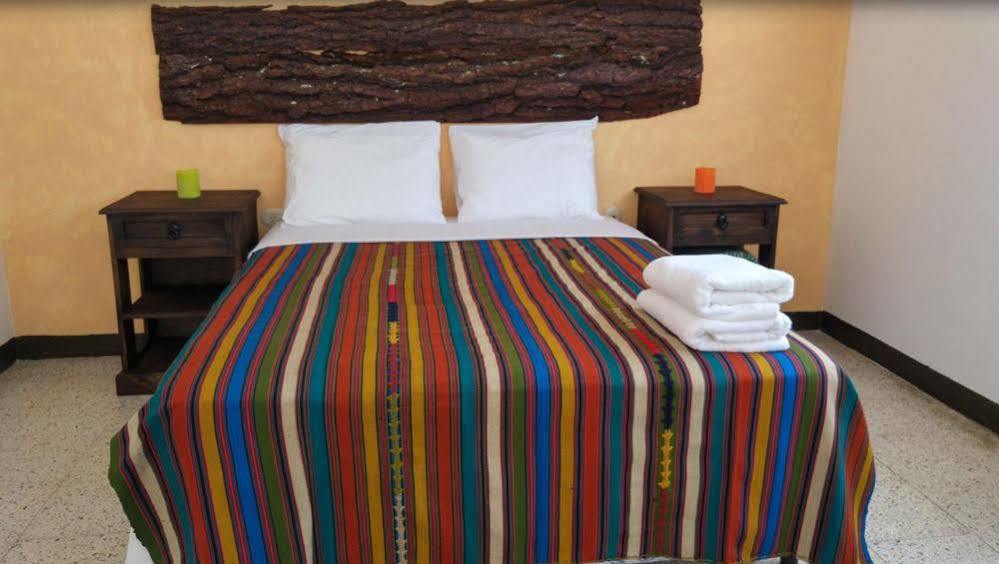 Ixkanul Antigua Hotel Экстерьер фото